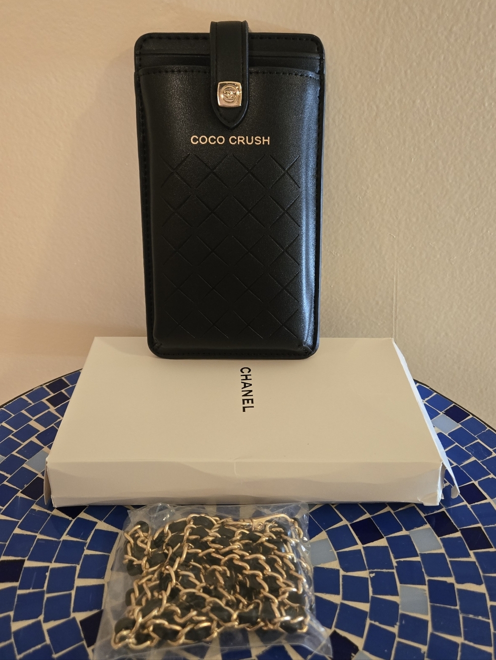 Brand New Authentic Chanel Black Coco Crush Phone & Card Carrier Bag & Chain